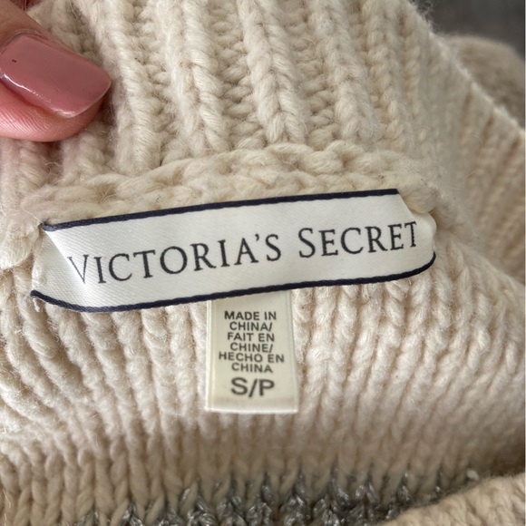 Victoria’s Secret Sweater Wool Blend Silver Sparkle Striped Women’s Small - Picture 9 of 11